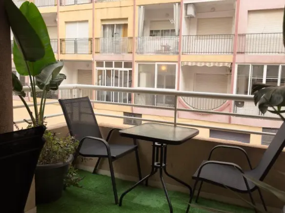 Apartment Of 82 M² With Sea View In Torrevieja, Spain