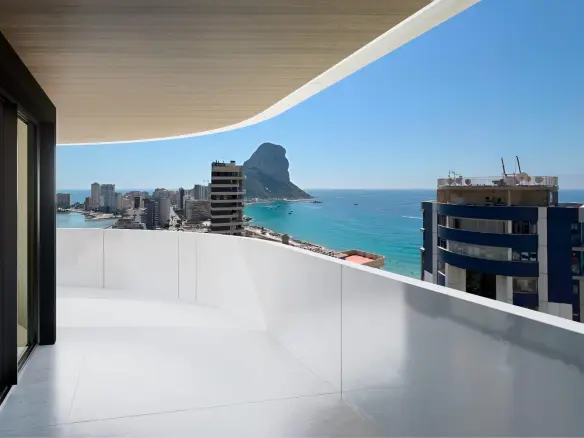 2-bedroom Penthouse In Calpe, Spain (98 M²)