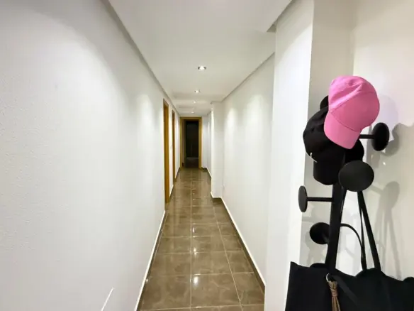 Apartment Of 120 M² In Benijofar, Spain