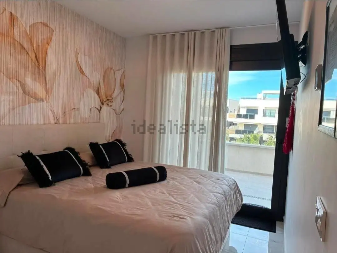 Penthouse Of 270 M² With Sea Views In Orihuela Costa, Spain