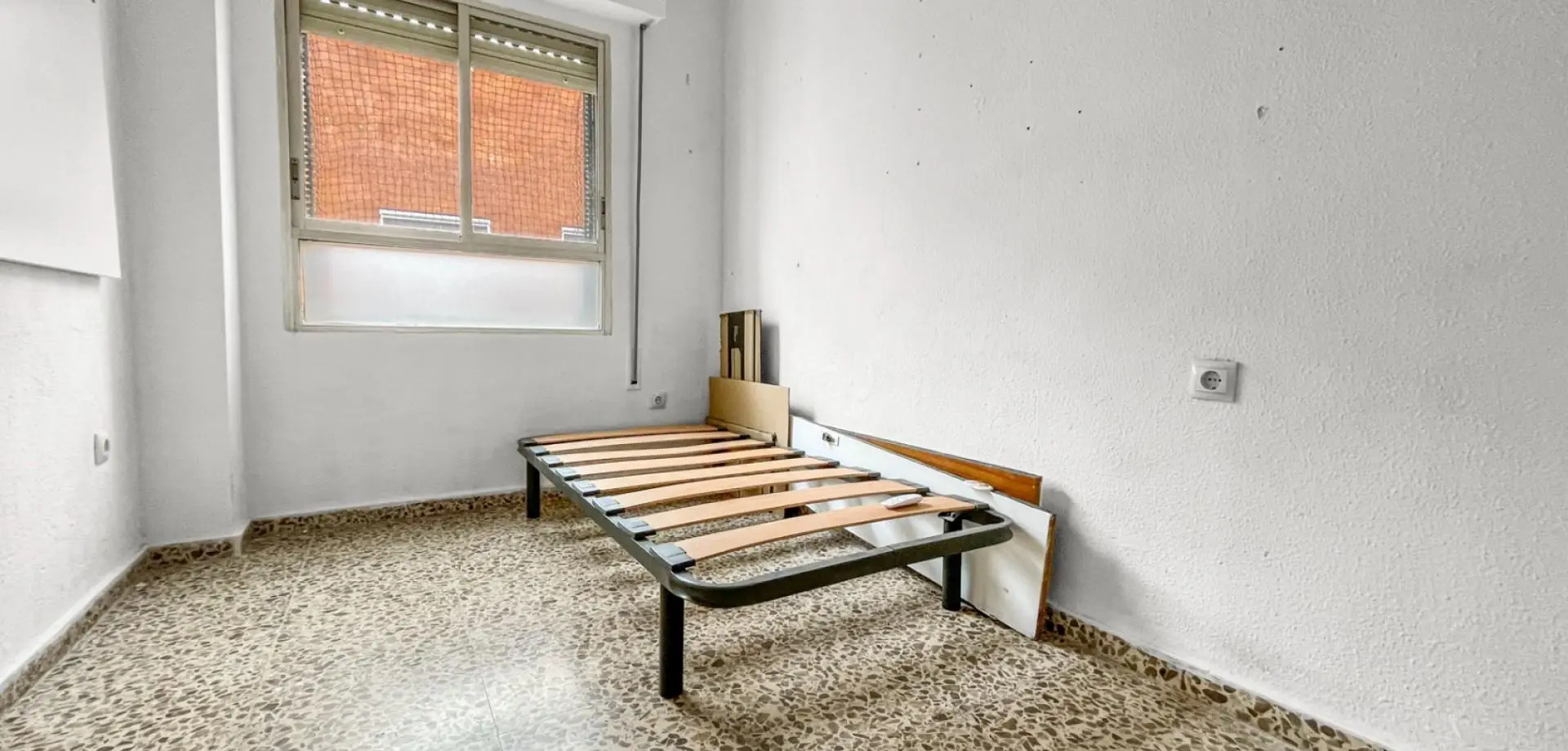 Apartment Of 137 M² With Sea View In Guardamar Del Segura