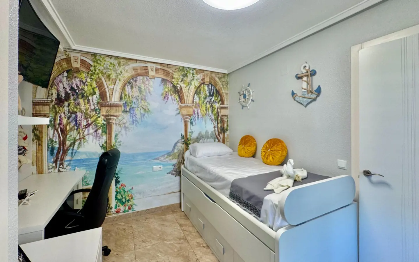 Apartment Of 62 M² In Torrevieja, Spain