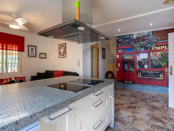 Villa Of 199 M² In La Hoya, Spain
