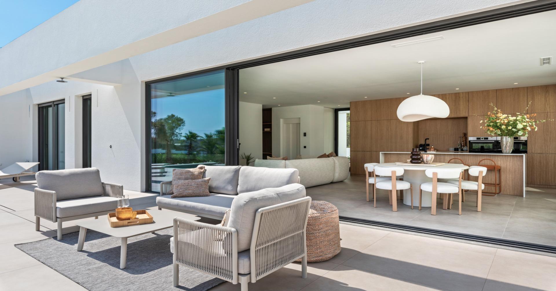 Villa 451 M² In Orihuela, Spain – Mediter Real Estate