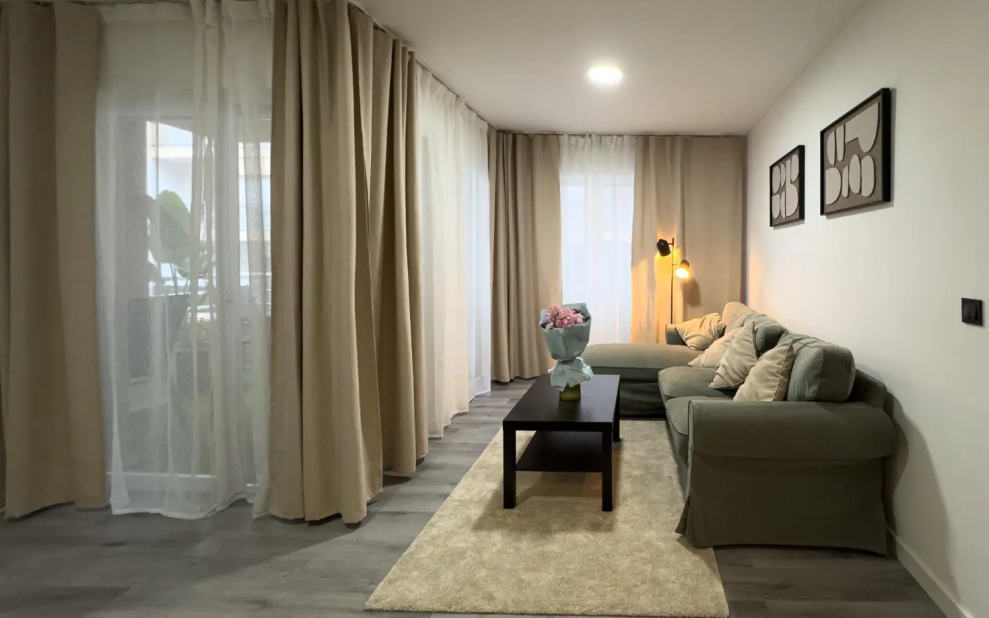 Apartment Of 82 M² With Sea View In Torrevieja, Spain