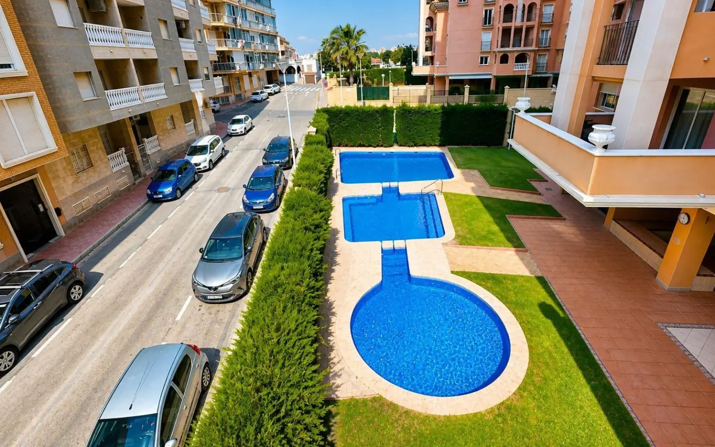 Apartment Of 93 M² In Torrevieja, Spain