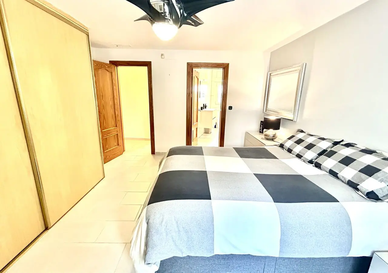 Villa Of 540 M² In Catral, Spain