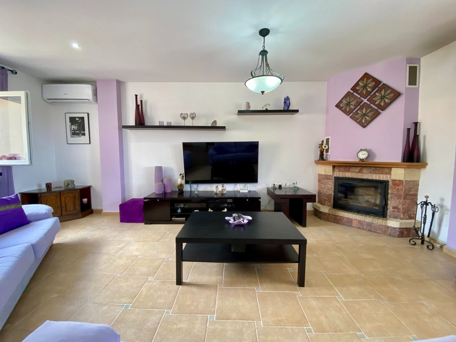 Villa Of 274 M² With Mediter Real Estate Services In Algorfa, Spain