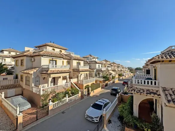 Bungalow In Orihuela Costa, Spain