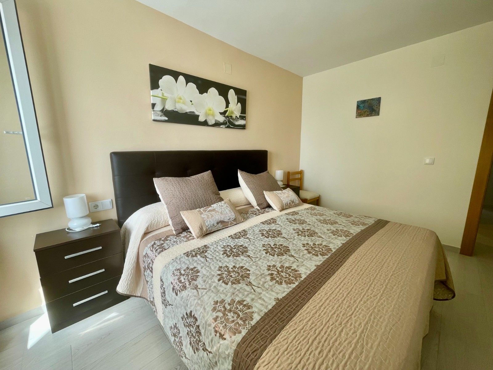 Apartment Of 91 M² In Torrevieja, Spain