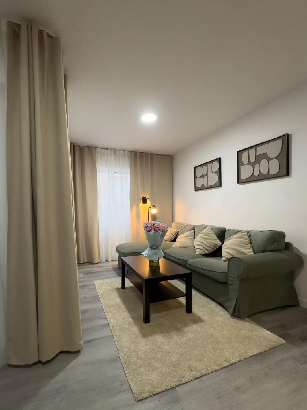Apartment Of 82 M² With Sea View In Torrevieja, Spain