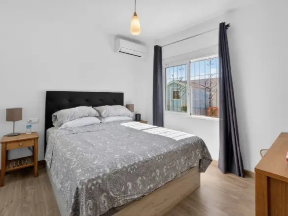House Of 408 M² In Torrevieja, Spain
