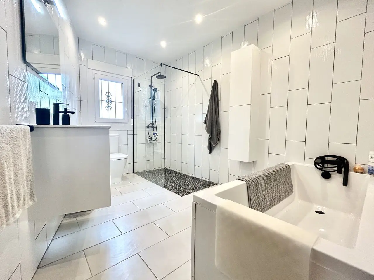 Villa Of 540 M² In Catral, Spain