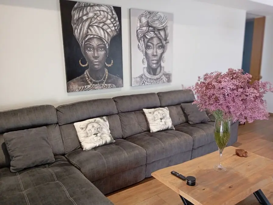 Villa Of 200 M² In Almoradi, Spain