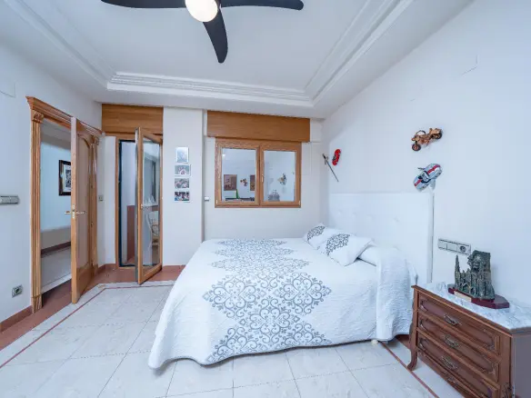 3-bedroom Terraced House In Novelda, Spain (230 M²)