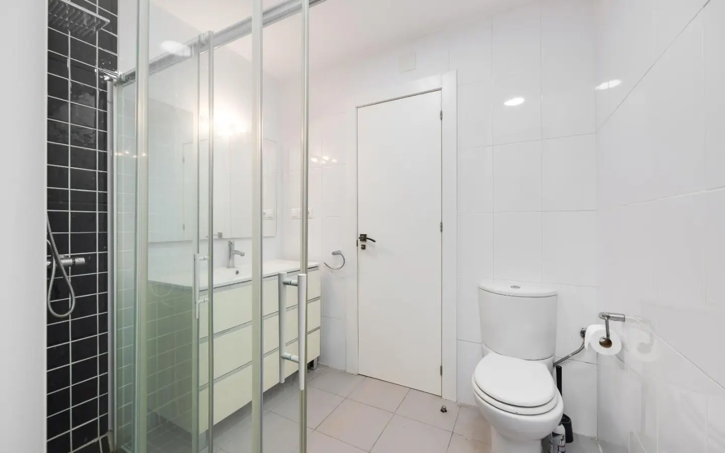 Apartment Of 115 M² With Sea View In Torrevieja, Spain