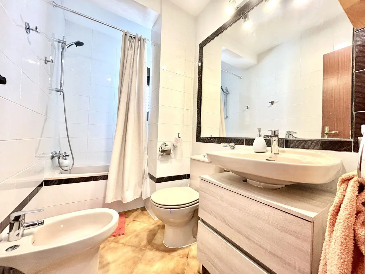 Apartment Of 71 M² In Cabo Roig, Spain