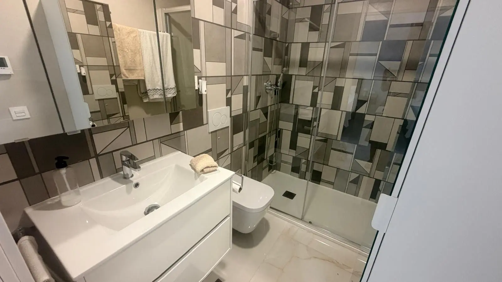 Apartment Of 90 M² In Orihuela Costa, Spain