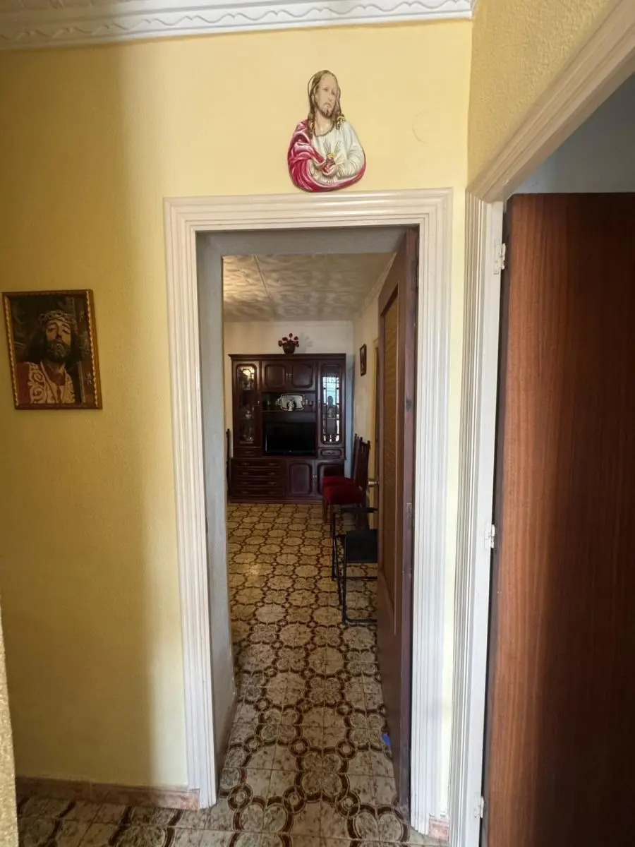 House Of 350 M² In Orihuela, Spain