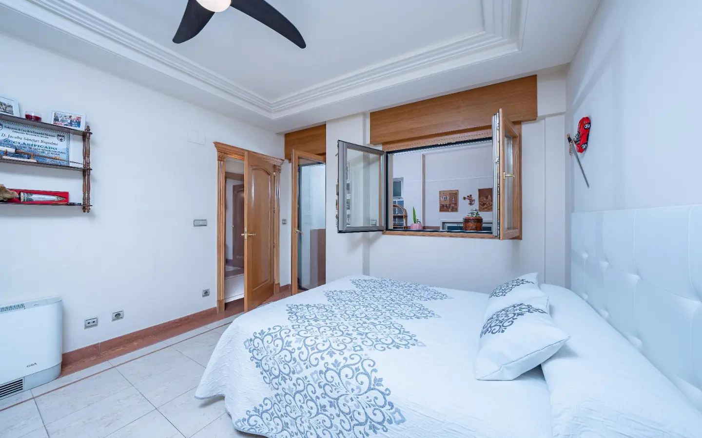3-bedroom Terraced House In Novelda, Spain (230 M²)