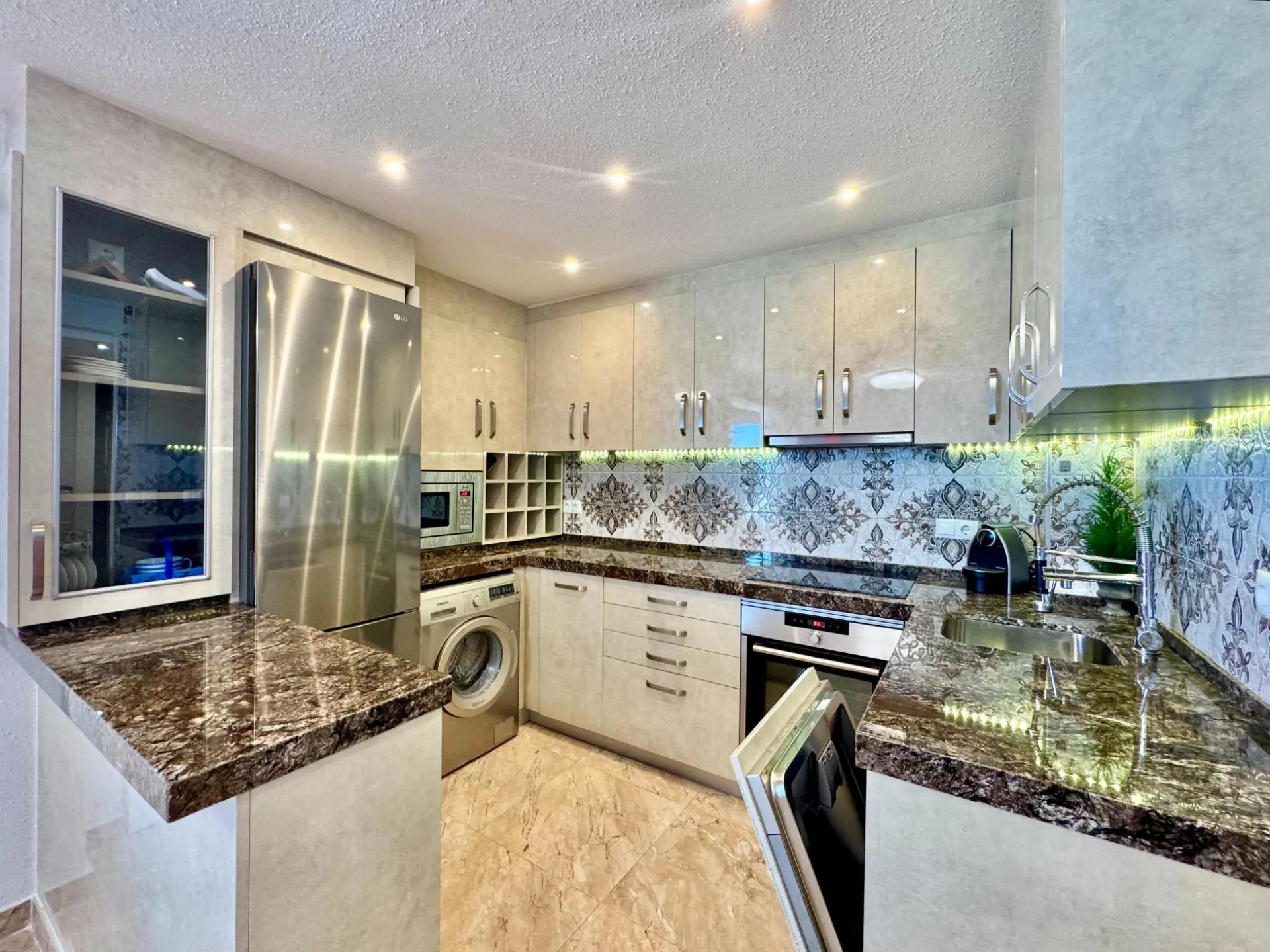Apartment Of 62 M² In Torrevieja, Spain