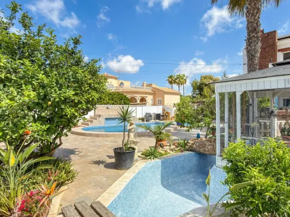 Villa Of 480 M² In Rojales, Spain
