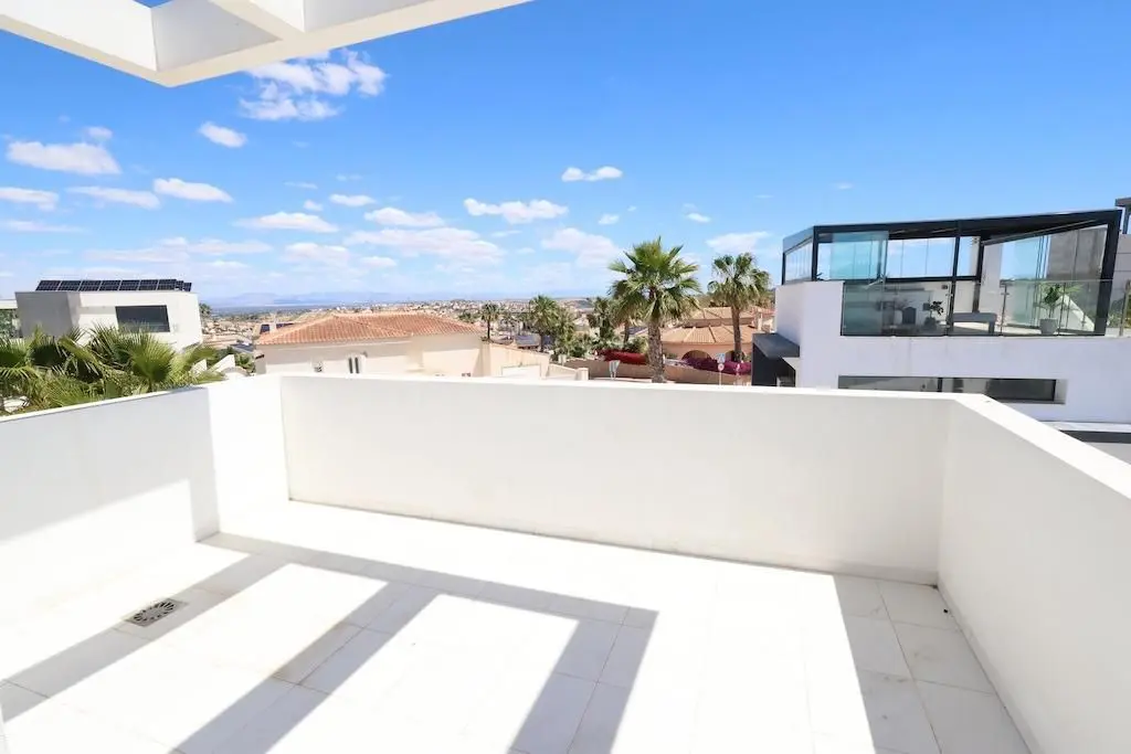 Villa Of 162 M² In Rojales, Spain