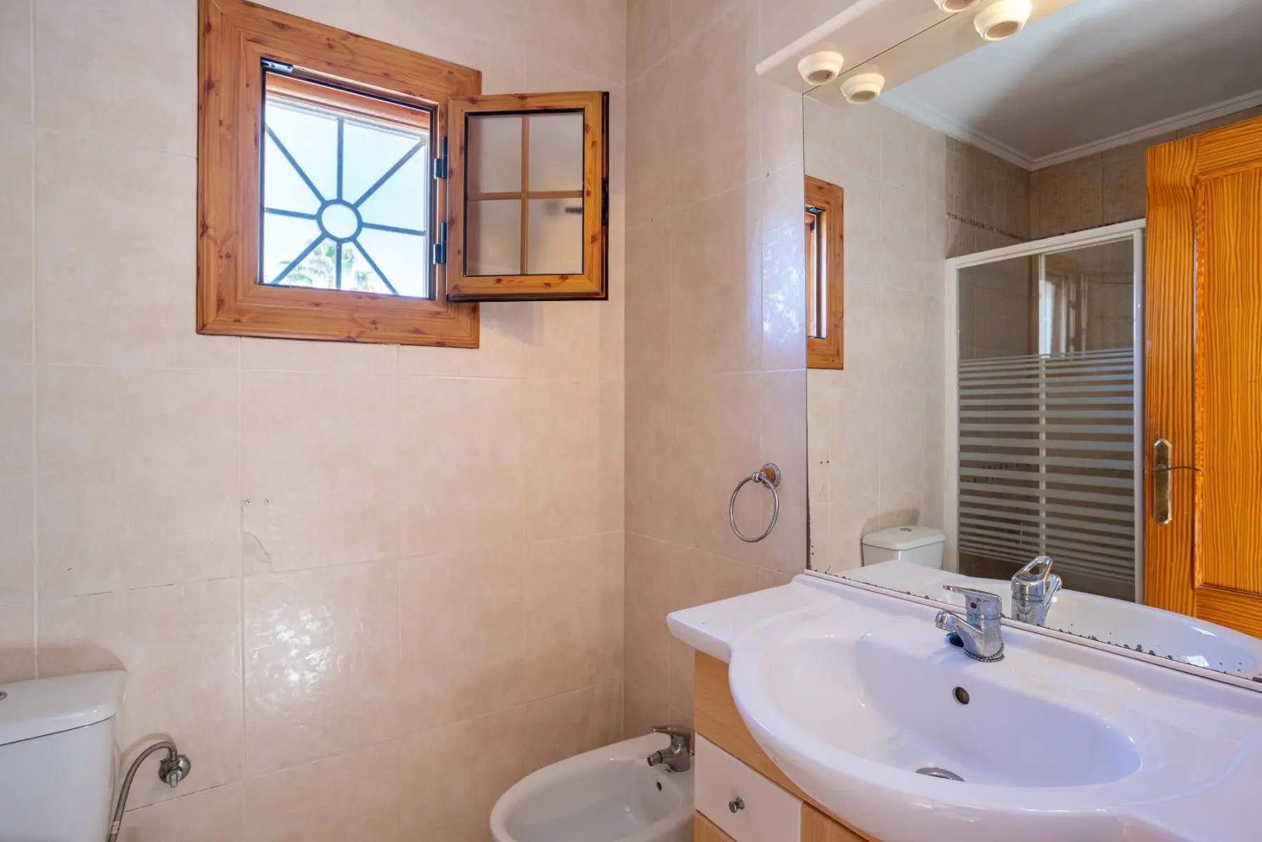 Villa 195 M² In Benijofar, Spain – Mediter Real Estate