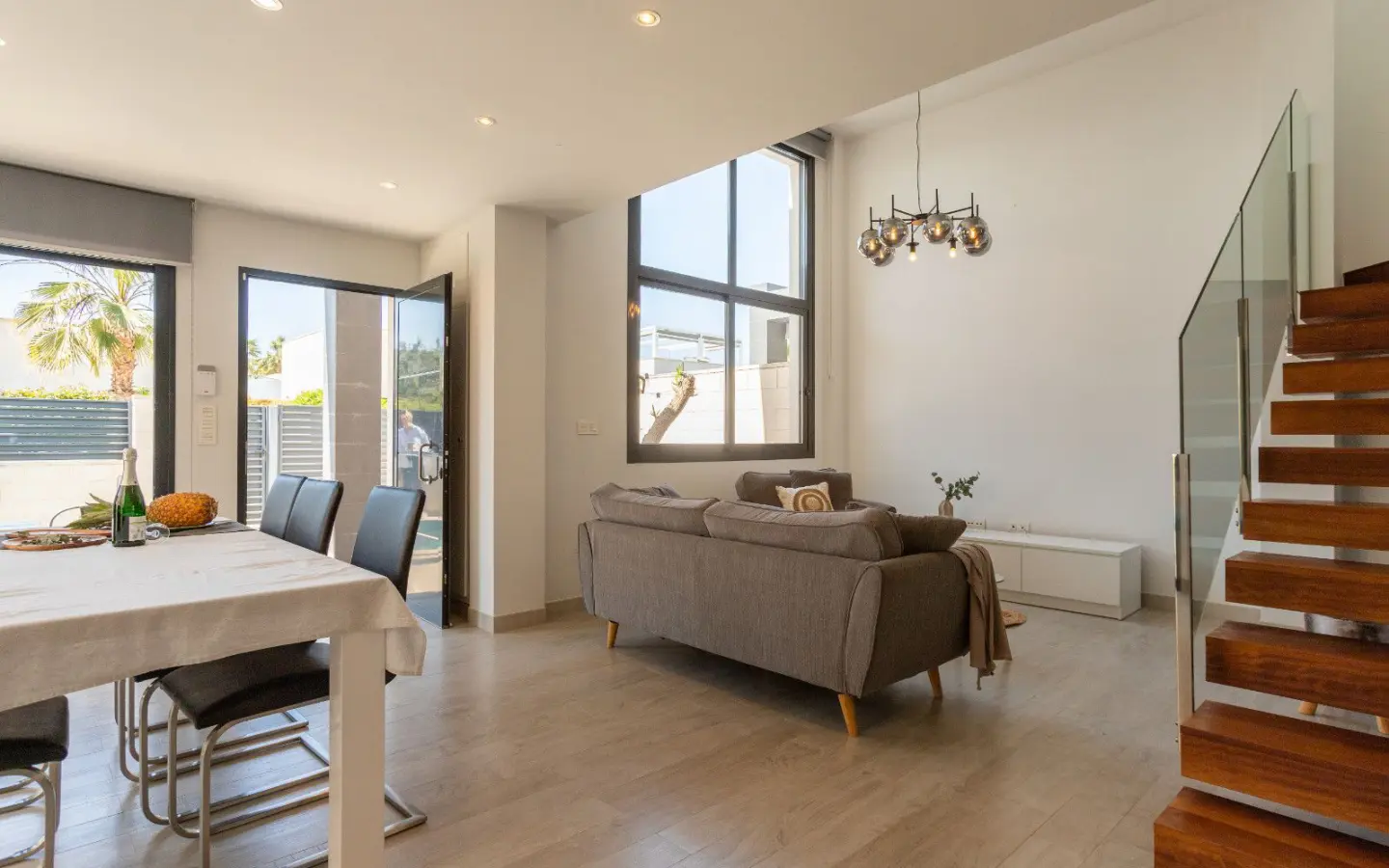 Villa Of 104 M² In Rojales, Spain