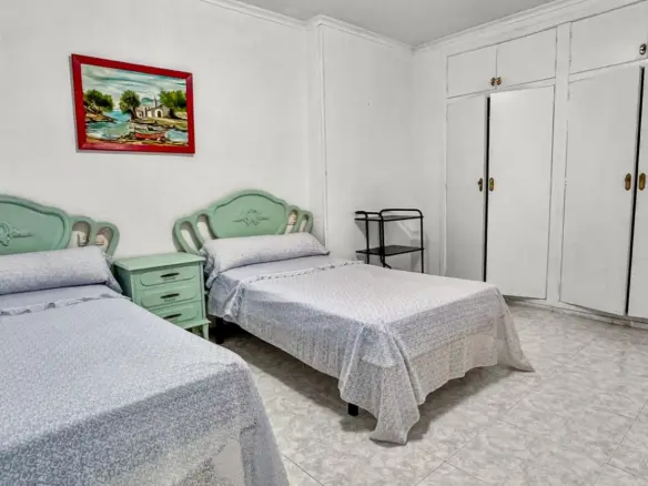 Apartment Of 120 M² In Torrevieja, Spain