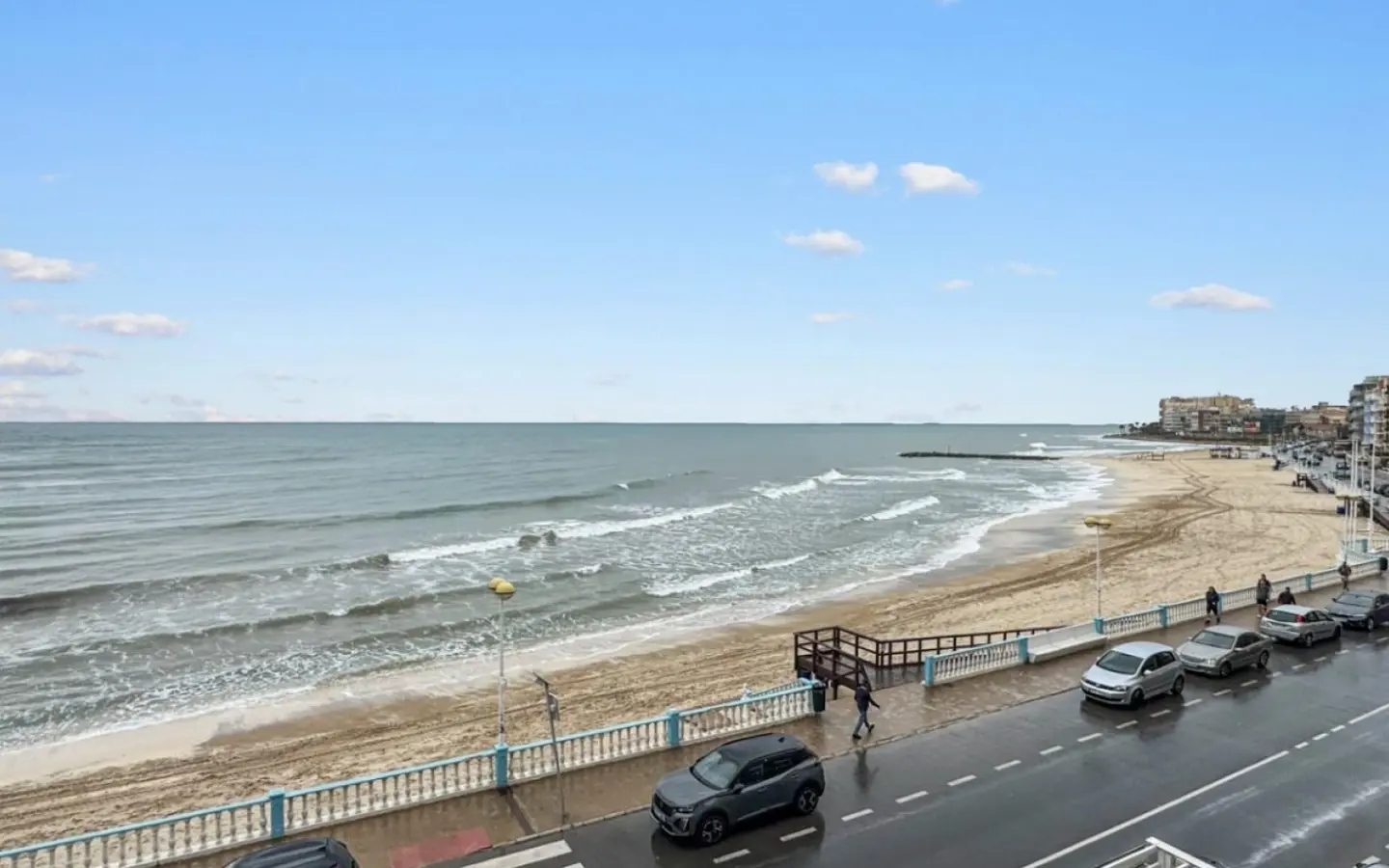 Apartment Of 120 M² In Torrevieja, Spain