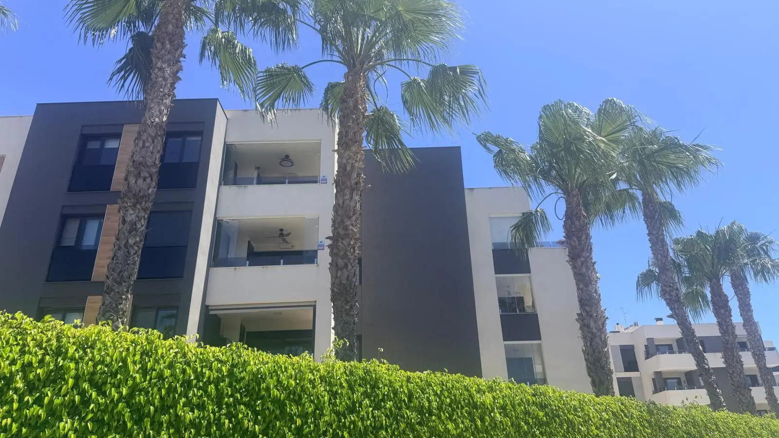 Apartment Of 90 M² In Orihuela Costa, Spain