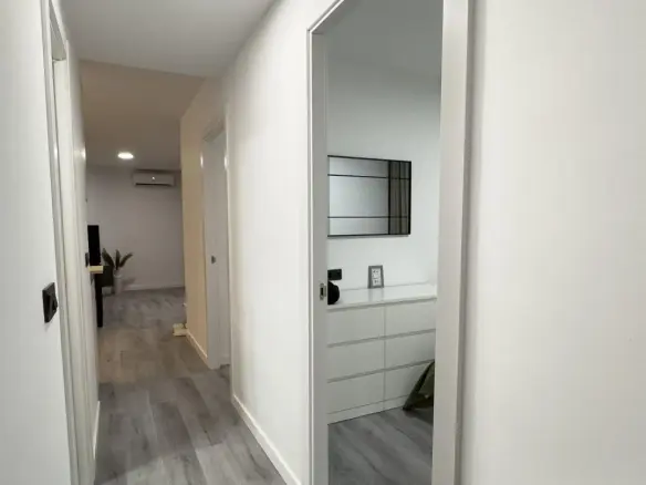 Apartment Of 82 M² With Sea View In Torrevieja, Spain