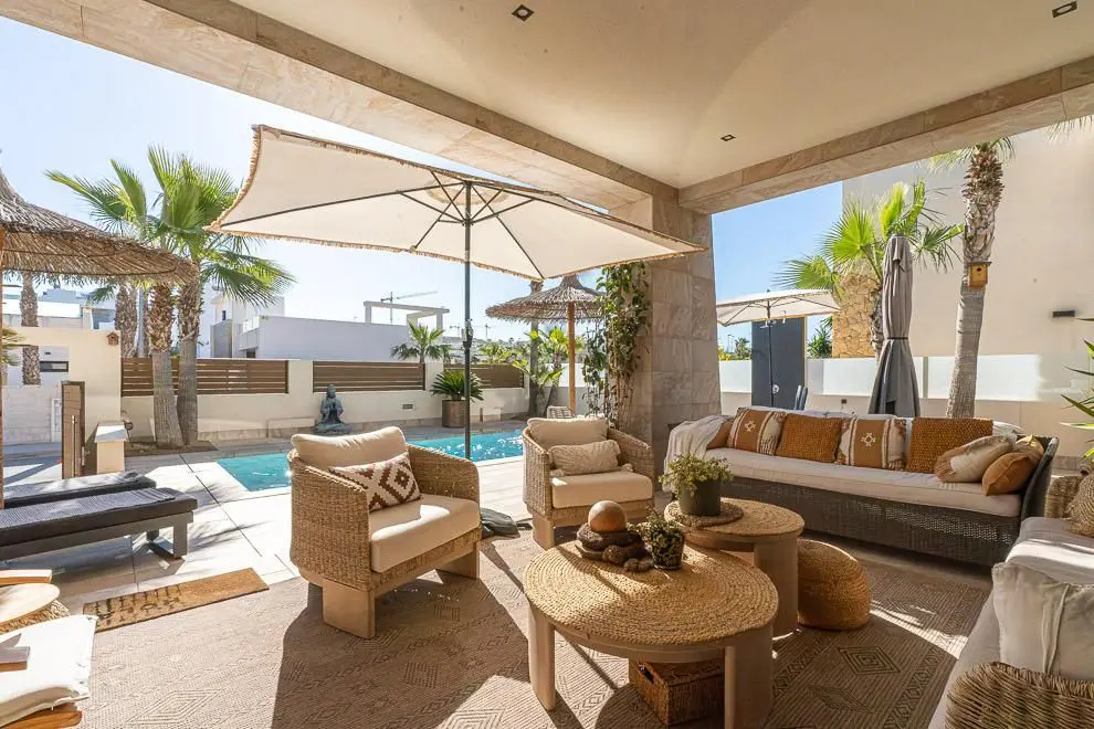 Villa 167 M² In Benijofar, Spain – Mediter Real Estate