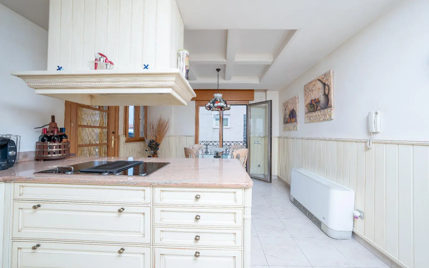 3-bedroom Terraced House In Novelda, Spain (230 M²)