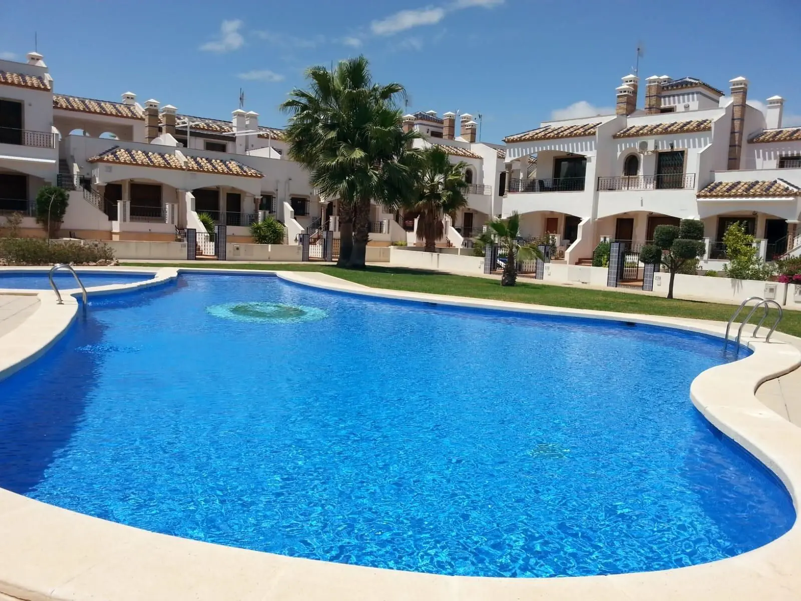 House Of 87 M² In Orihuela Costa, Spain