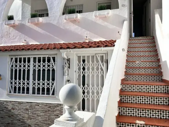 Apartment Of 60 M² In Orihuela Costa, Spain