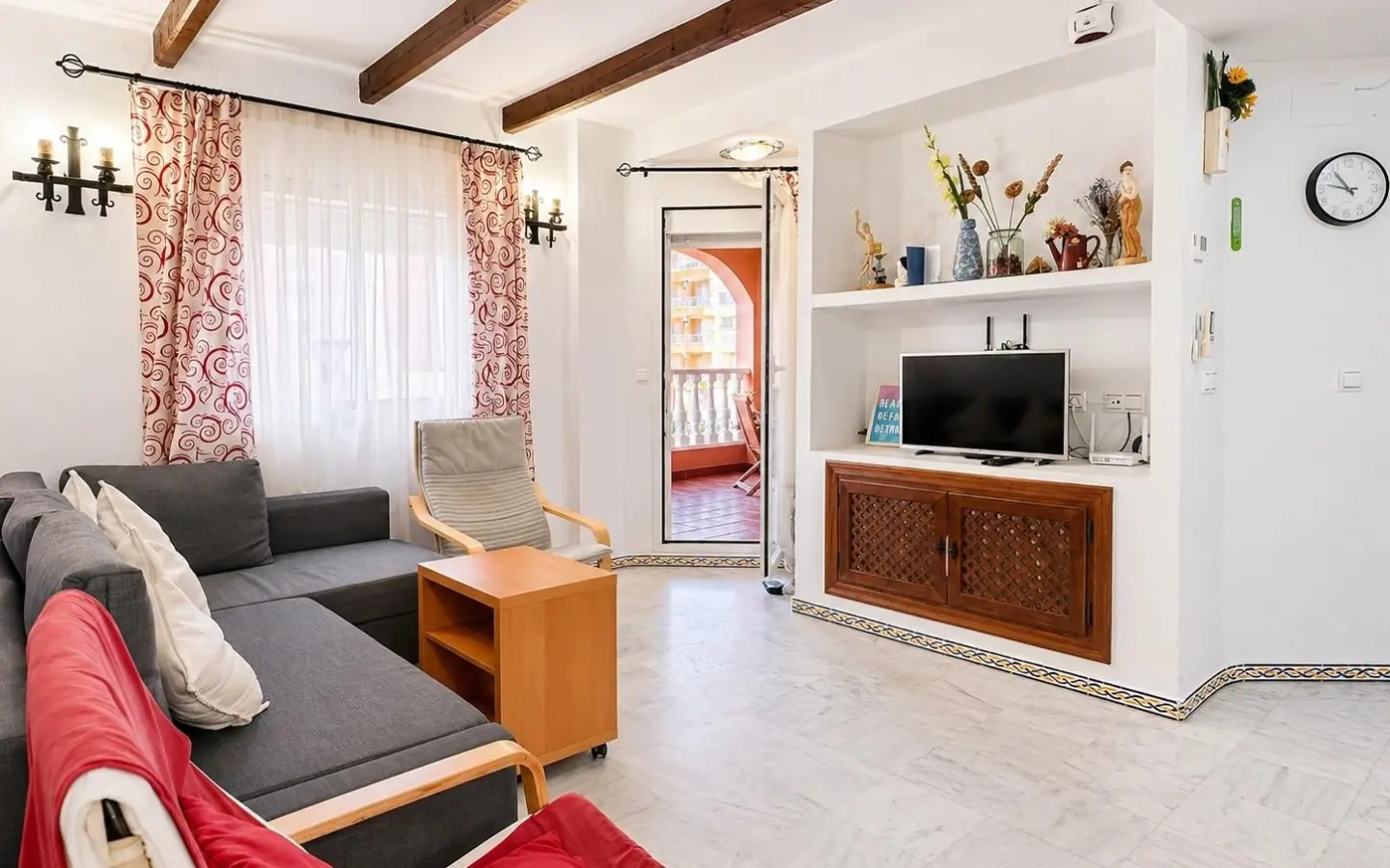 Apartment Of 93 M² In Torrevieja, Spain