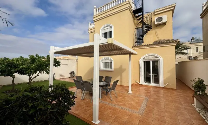 Villa Of 124 M² In Torrevieja, Spain