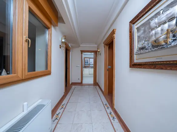3-bedroom Terraced House In Novelda, Spain (230 M²)