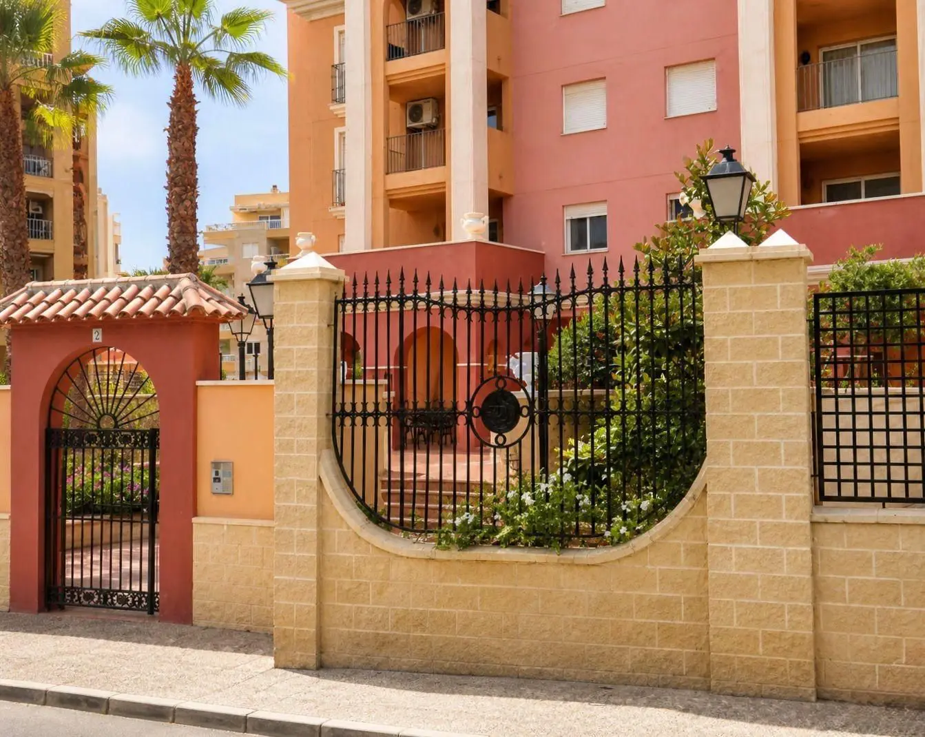 Apartment Of 93 M² In Torrevieja, Spain