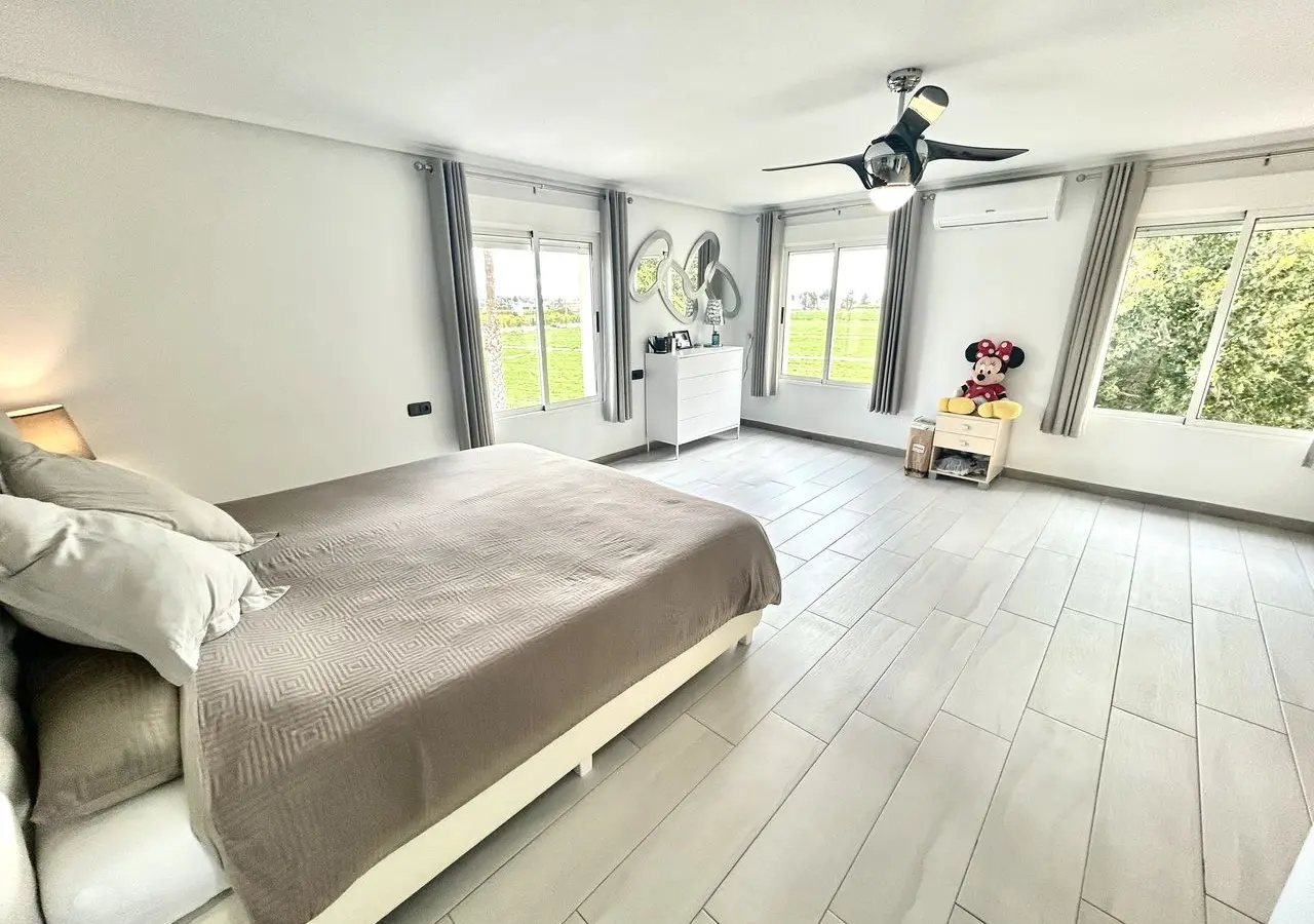 Villa Of 540 M² In Catral, Spain