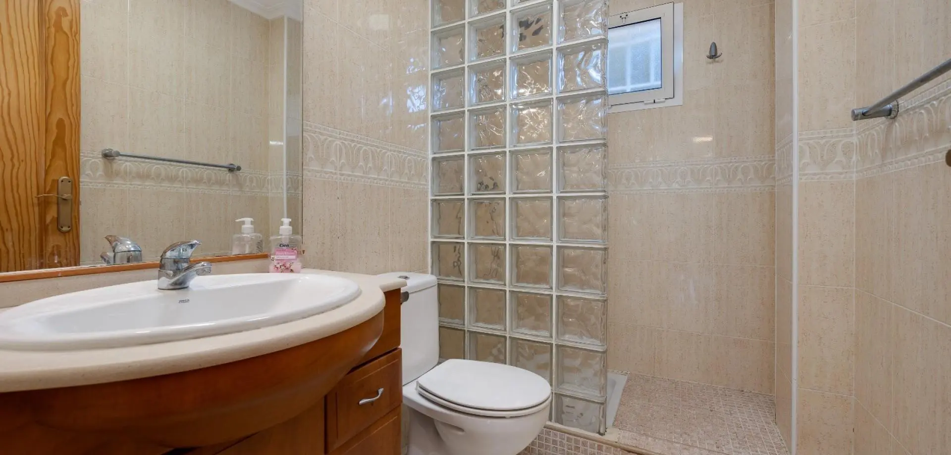 Apartment Of 102 M² In Orihuela Costa, Spain