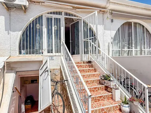 Terraced House Of 80 M² In Rojales, Spain