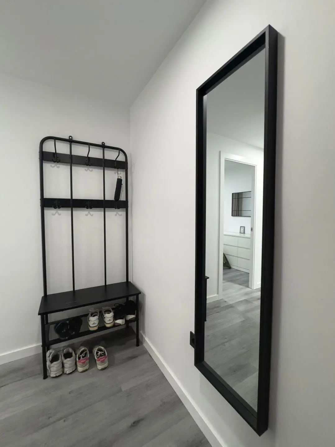 Apartment Of 82 M² With Sea View In Torrevieja, Spain
