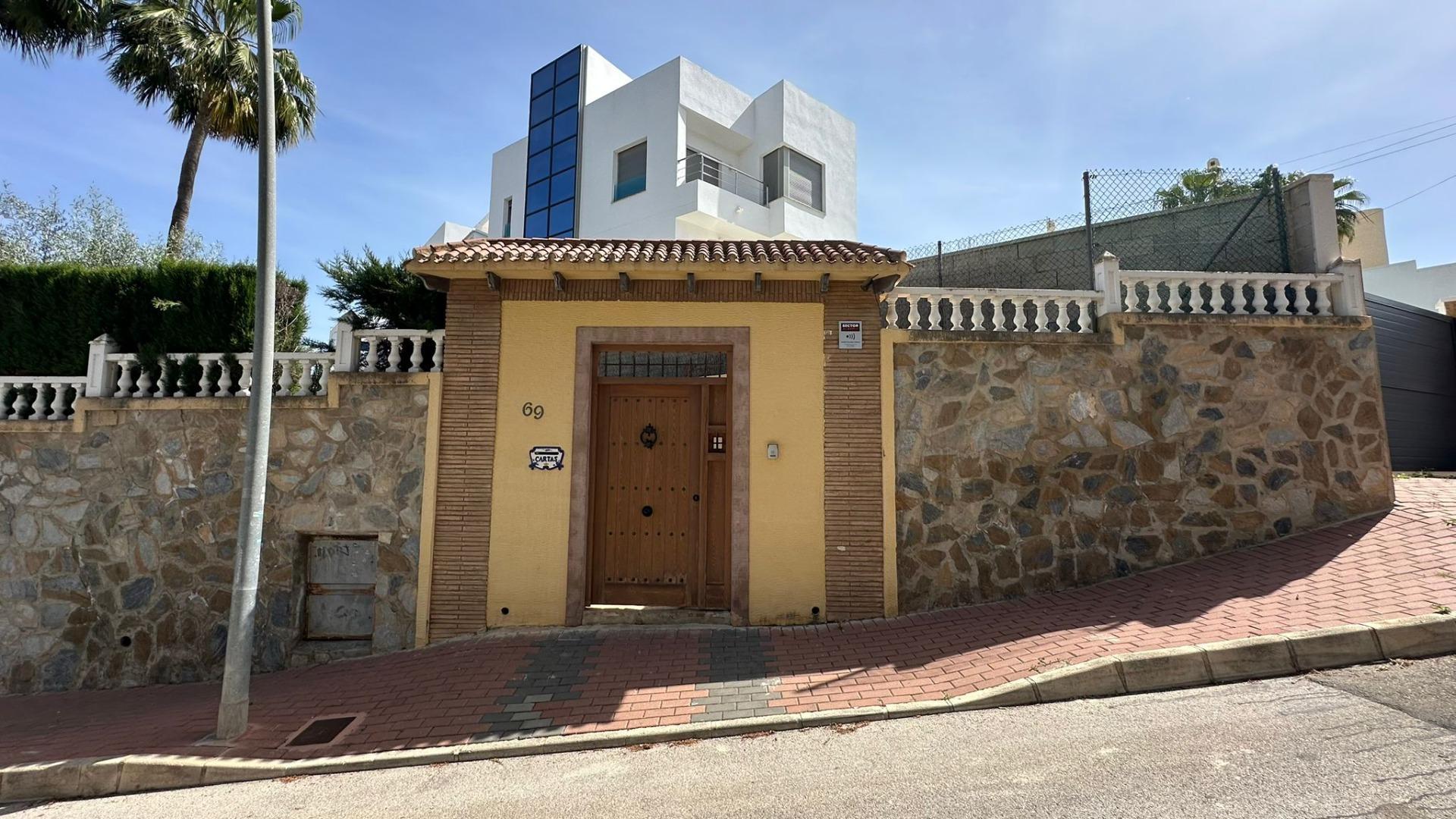 Villa 247 M² In Torrevieja, Spain – Mediter Real Estate