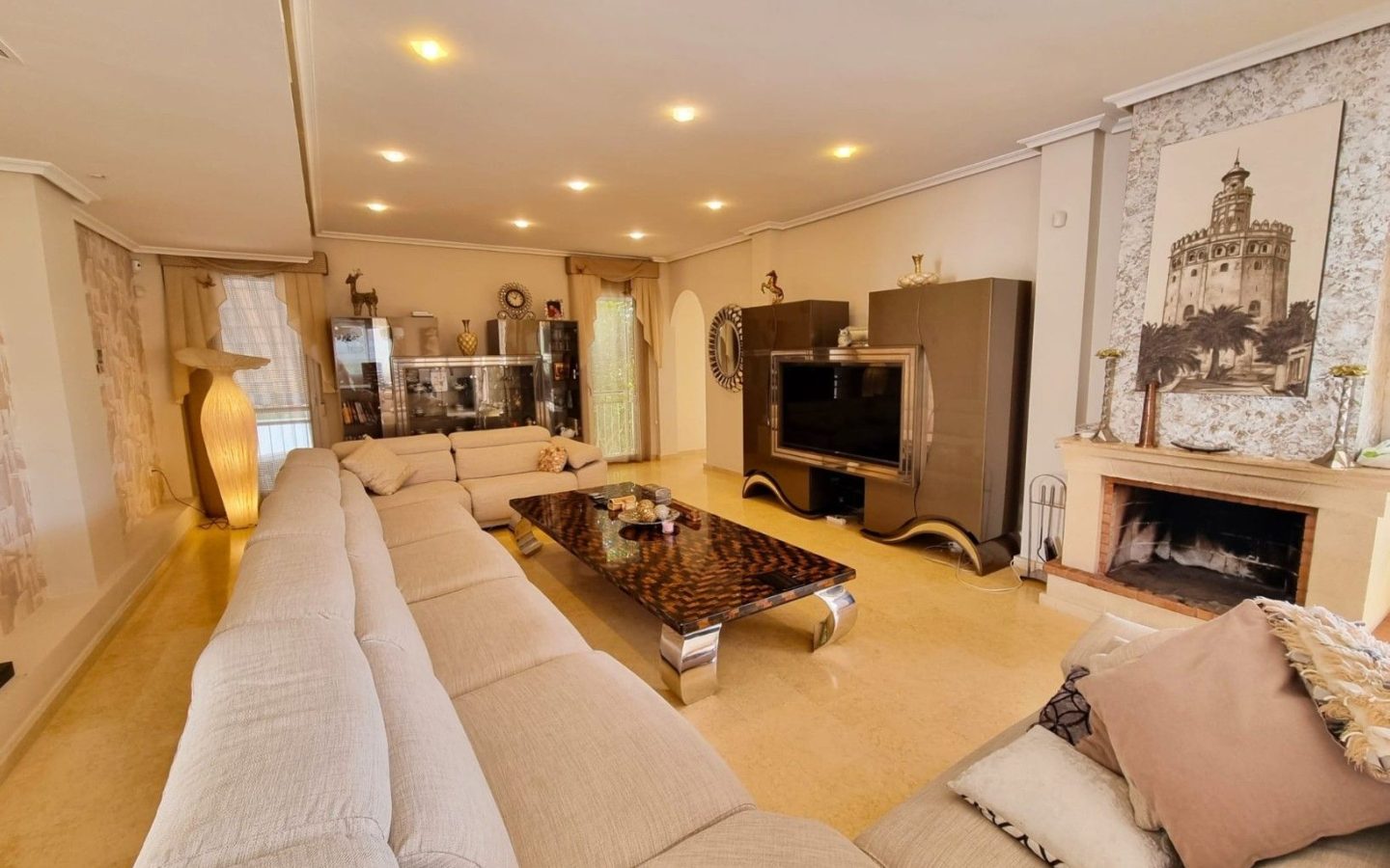 Villa Of 469 M² In Torrevieja, Spain
