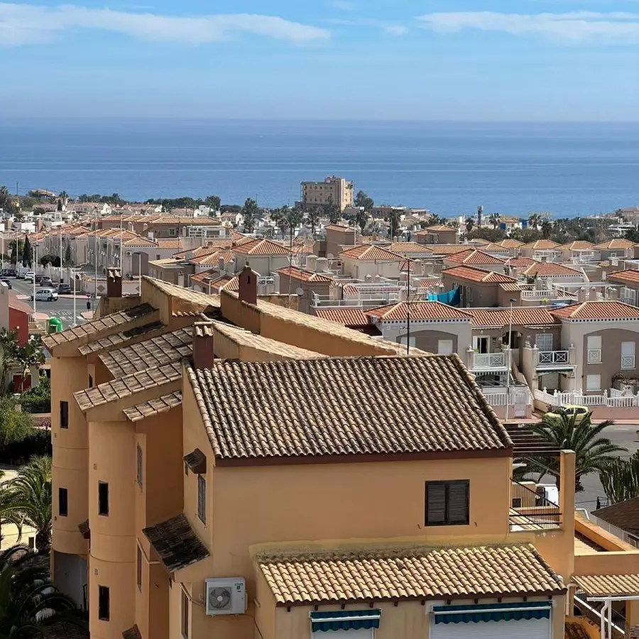 Apartment Of 75 M² In Torrevieja, Spain
