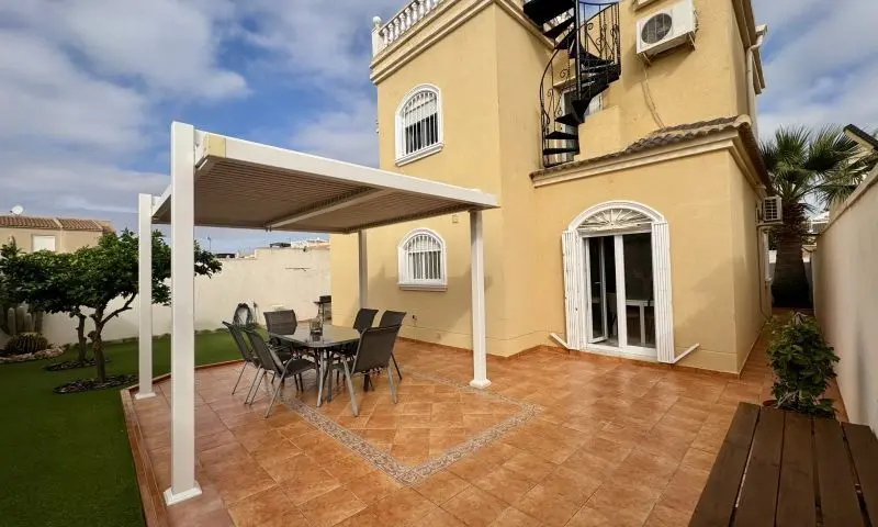 Villa Of 124 M² In Torrevieja, Spain