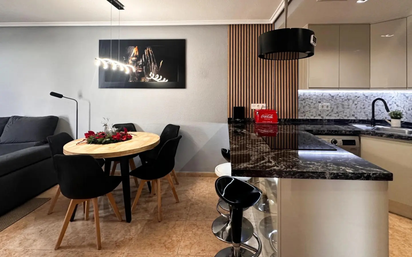 Apartment Of 94 M² In Torrevieja, Spain